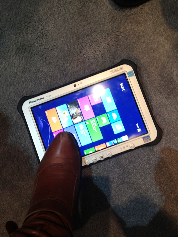 Panasonic-toughpad