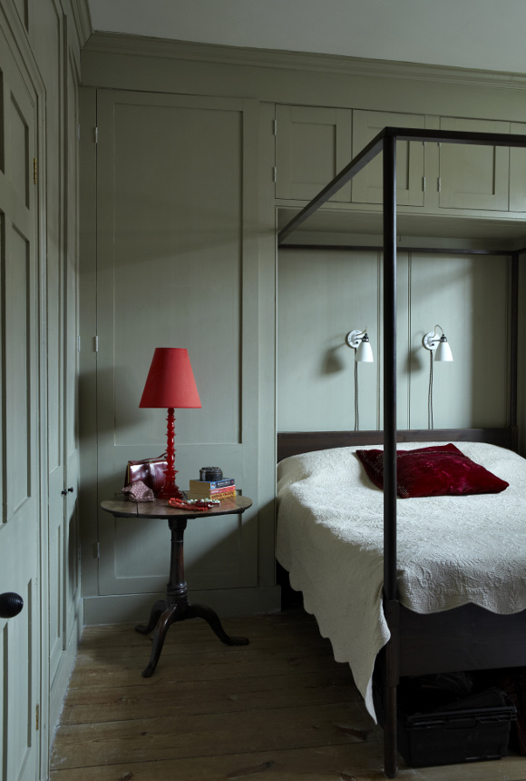 5_F&B_French Gray Bedroom