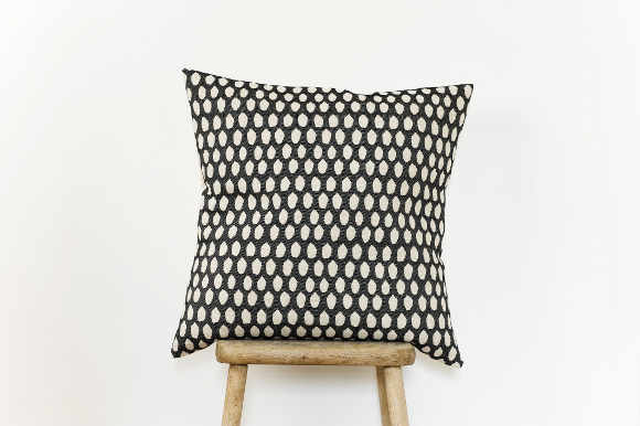 TM Elca Cushion