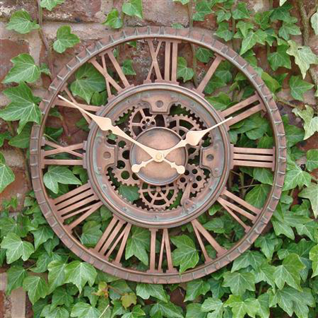 Outdoor clock