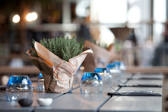 Table-close-up-landscape