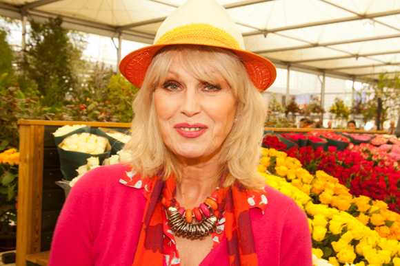 Joanna-Lumley-Chelsea-Flower-Show-2013