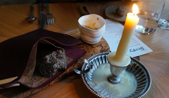 Bread-and-dripping-candle-restaurant-story