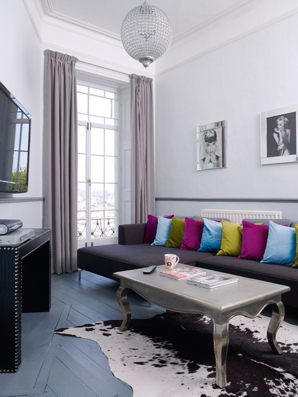 Living-room-cushions